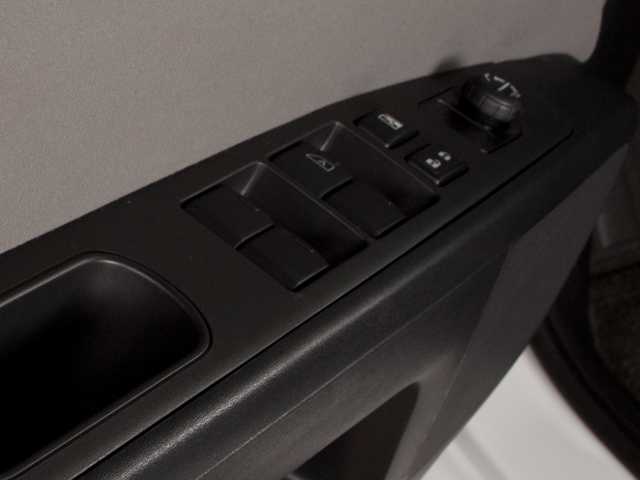 2012 Nissan Sentra 2.0 SR