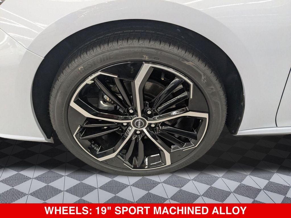 2025 Nissan Altima SR