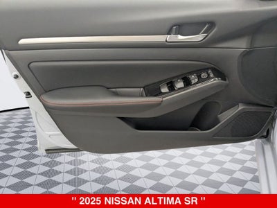 2025 Nissan Altima SR