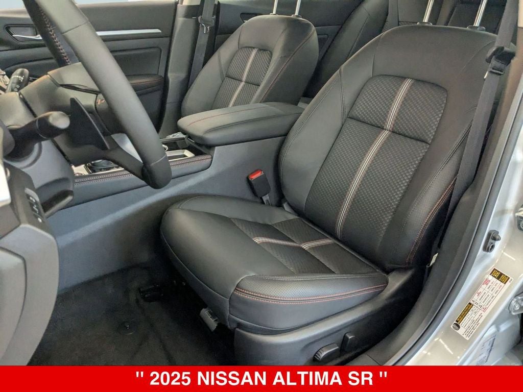 2025 Nissan Altima SR