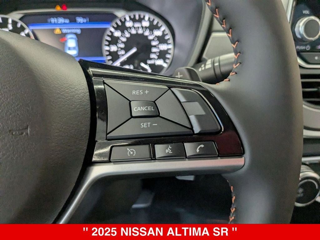 2025 Nissan Altima SR