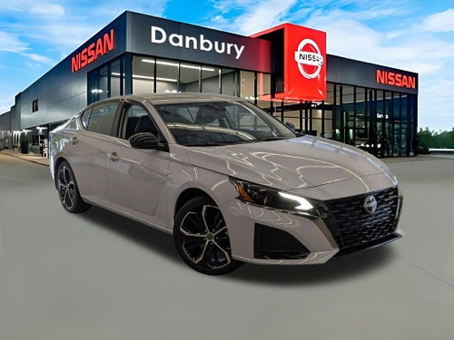 2025 Nissan Altima SR