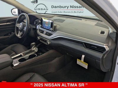2025 Nissan Altima SR