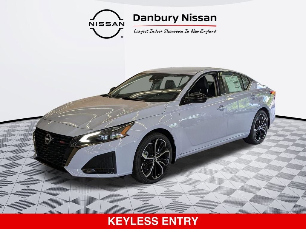 2025 Nissan Altima SR