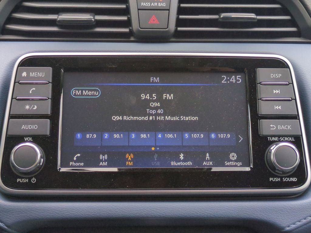 2025 Nissan Versa 1.6 SV