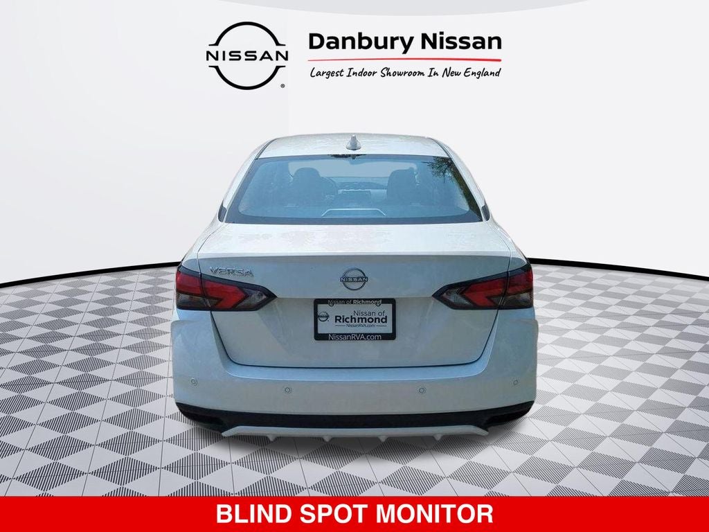 2025 Nissan Versa SV