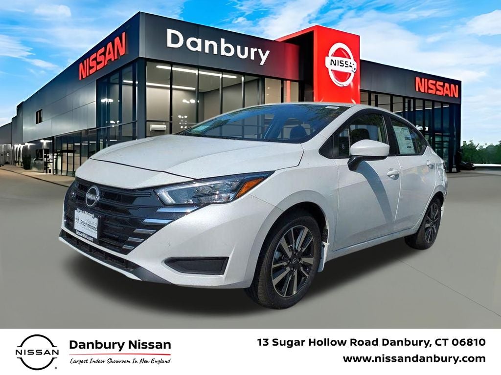 2025 Nissan Versa SV