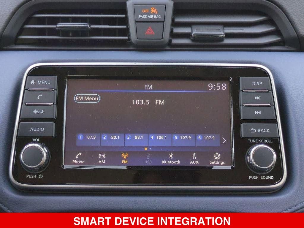 2025 Nissan Versa SV