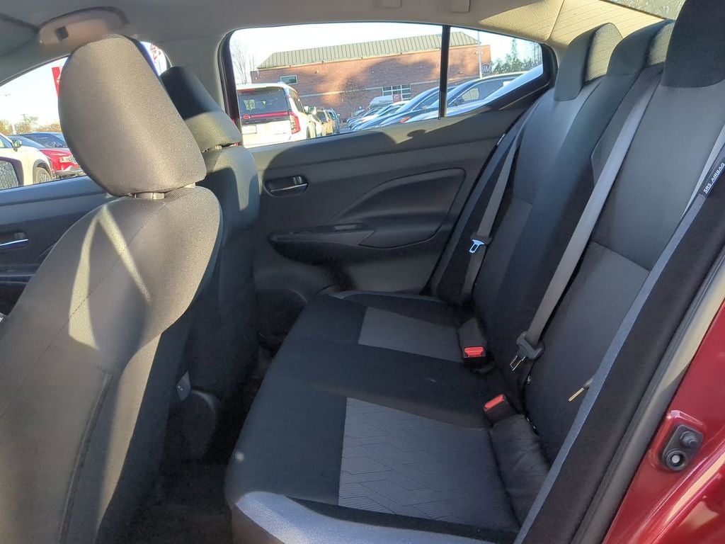 2025 Nissan Versa 1.6 SV