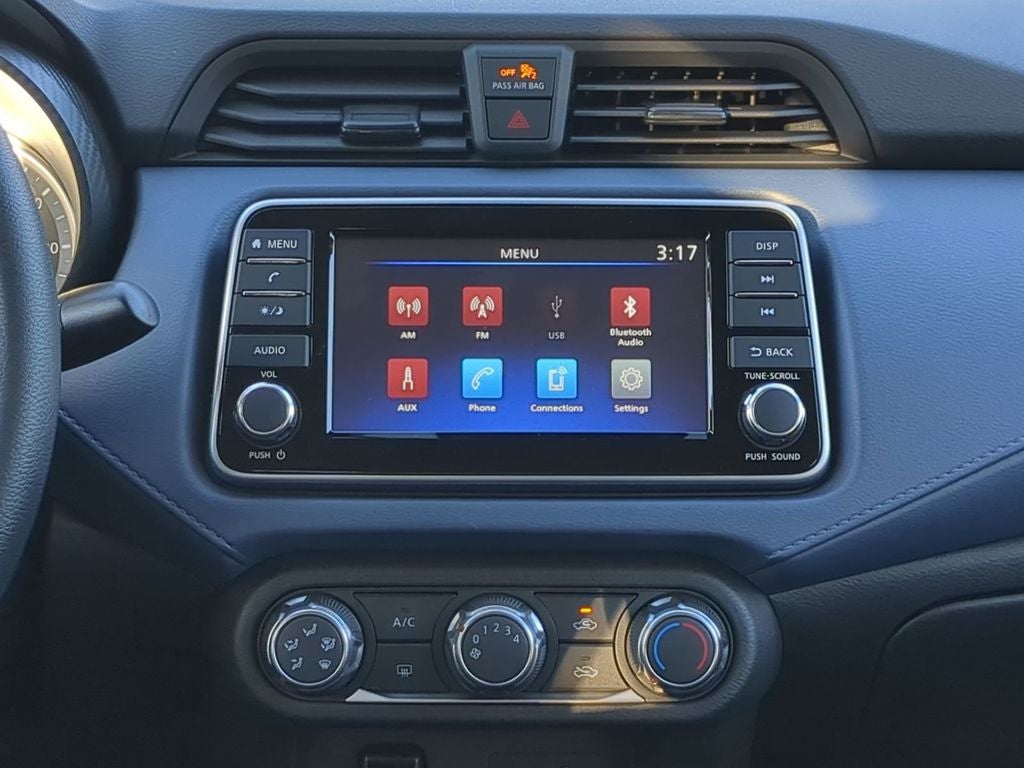 2025 Nissan Versa 1.6 SV