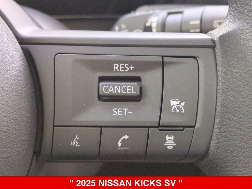 2025 Nissan Kicks SV