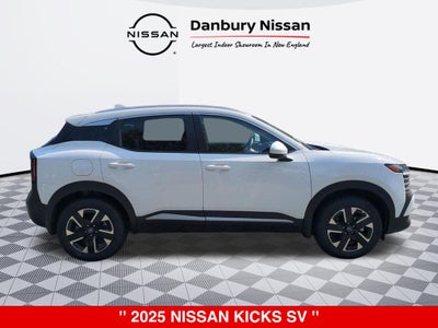 2025 Nissan Kicks SV