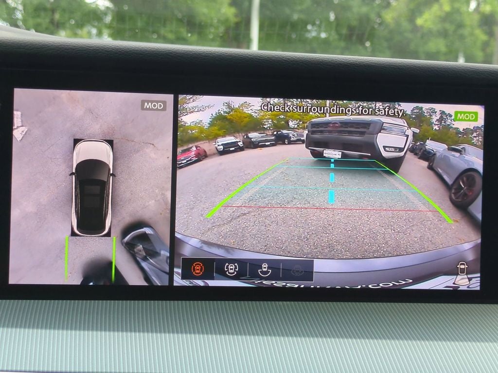 2025 Nissan Murano SL