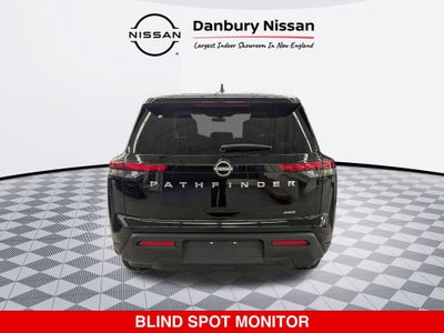 2025 Nissan Pathfinder S