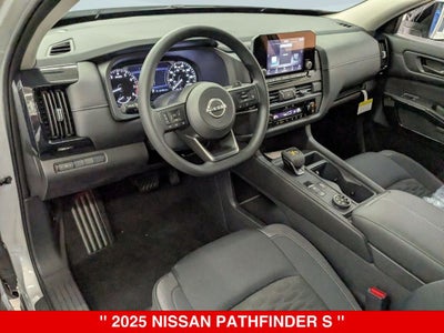 2025 Nissan Pathfinder S