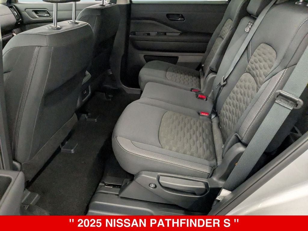 2025 Nissan Pathfinder S
