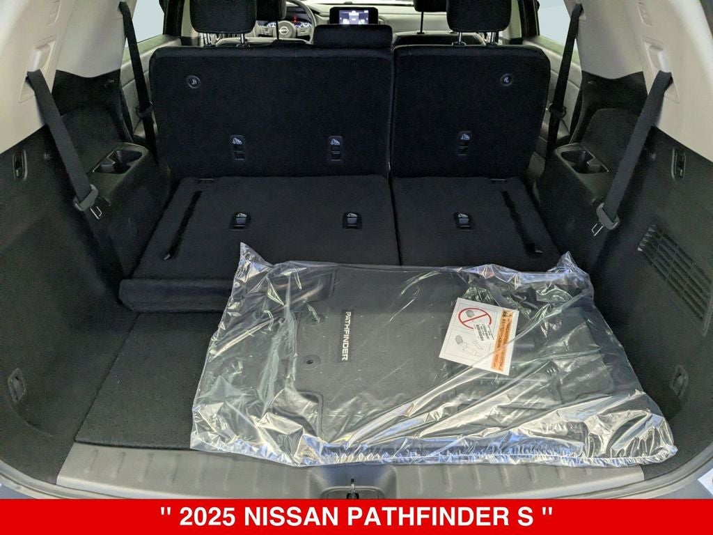 2025 Nissan Pathfinder S