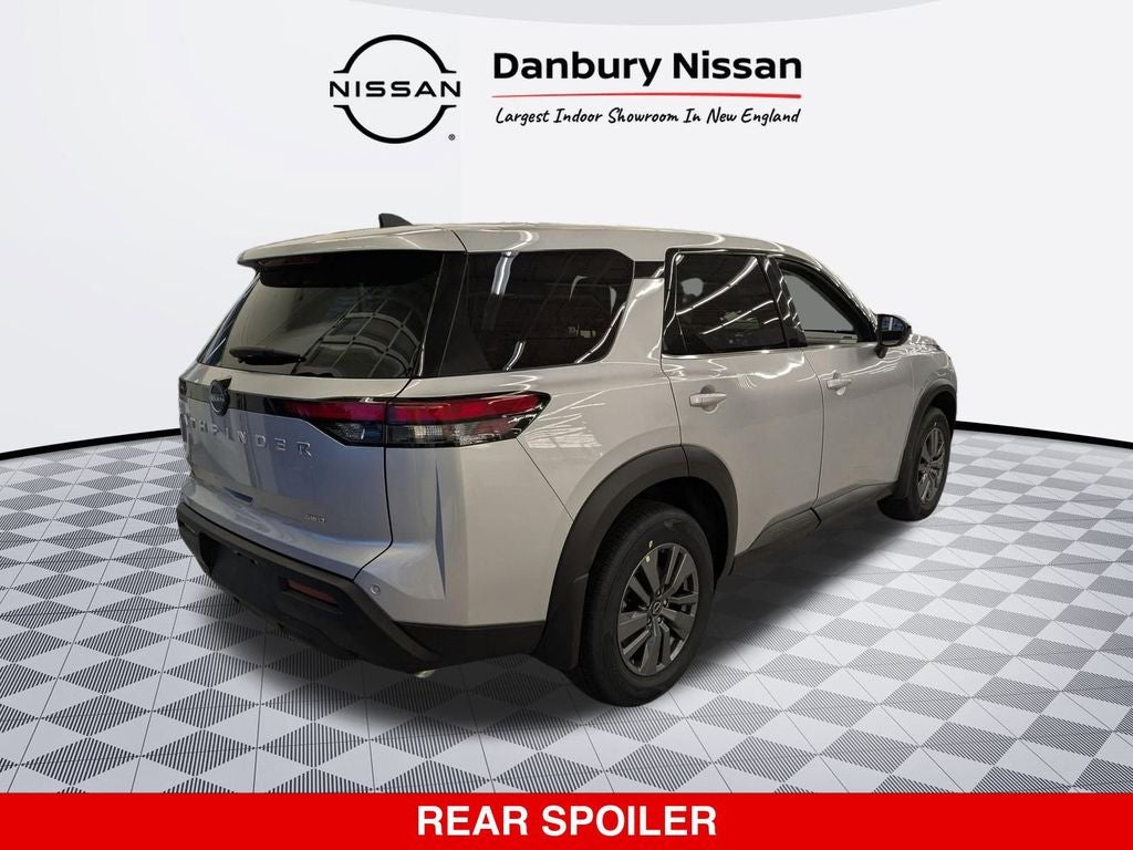 2025 Nissan Pathfinder S