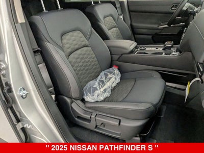 2025 Nissan Pathfinder S