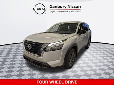2025 Nissan Pathfinder S