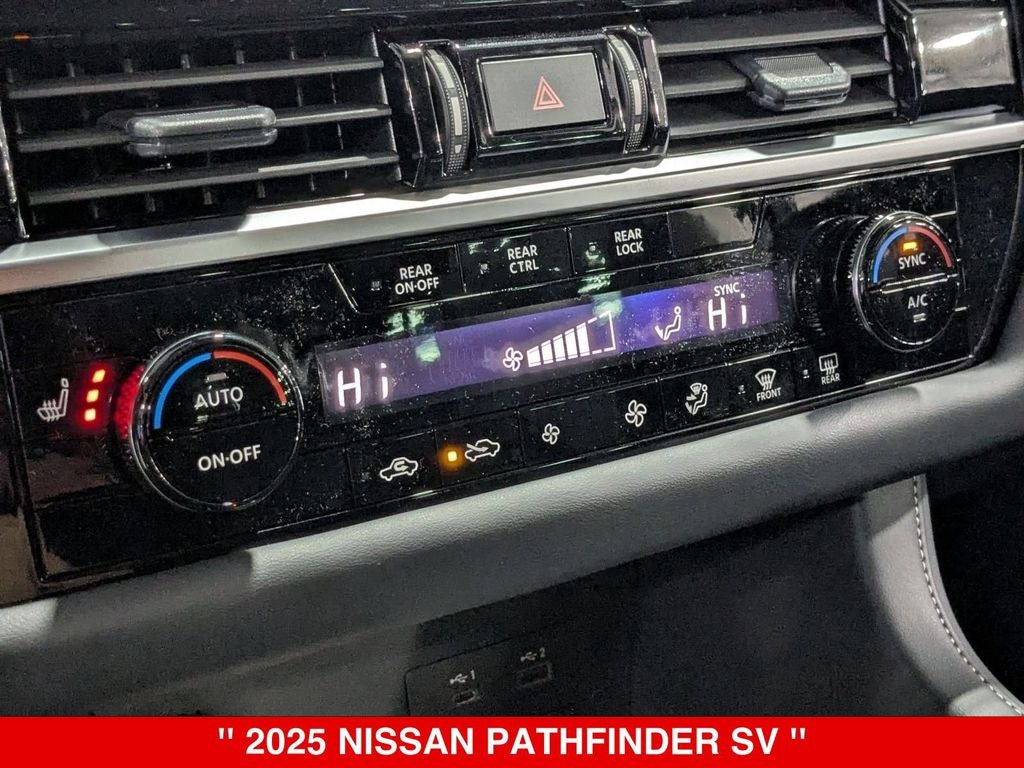 2025 Nissan Pathfinder SV