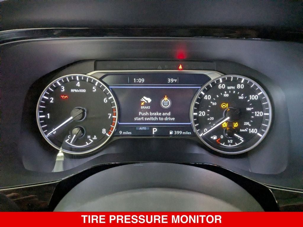 2025 Nissan Pathfinder SL