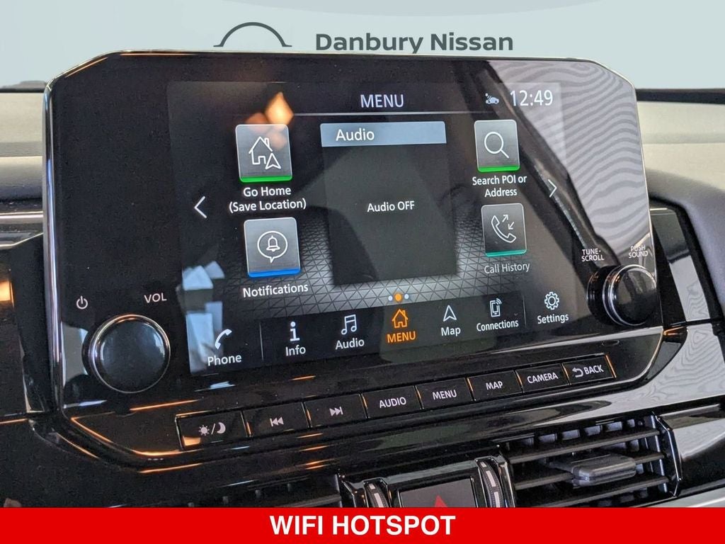 2025 Nissan Pathfinder SL