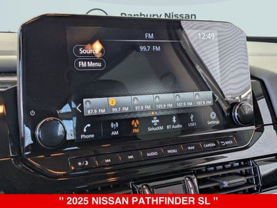 2025 Nissan Pathfinder SL