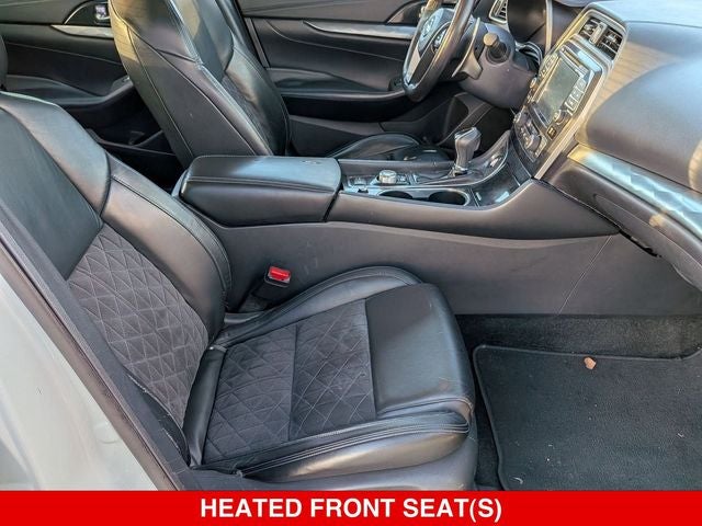2017 Nissan Maxima SR