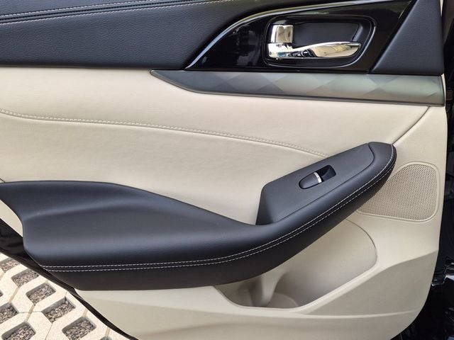 2023 Nissan Maxima SV