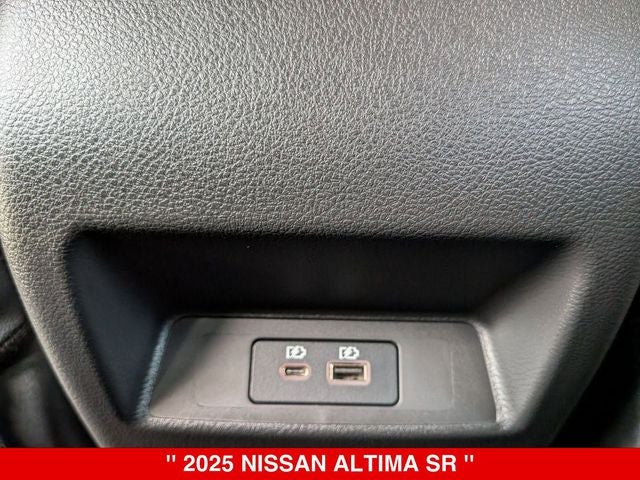 2025 Nissan Altima SR