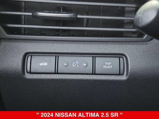 2024 Nissan Altima SR