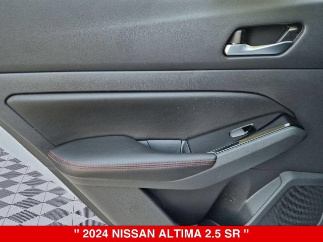 2024 Nissan Altima SR