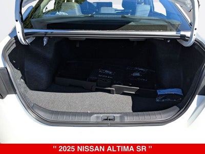 2025 Nissan Altima SR