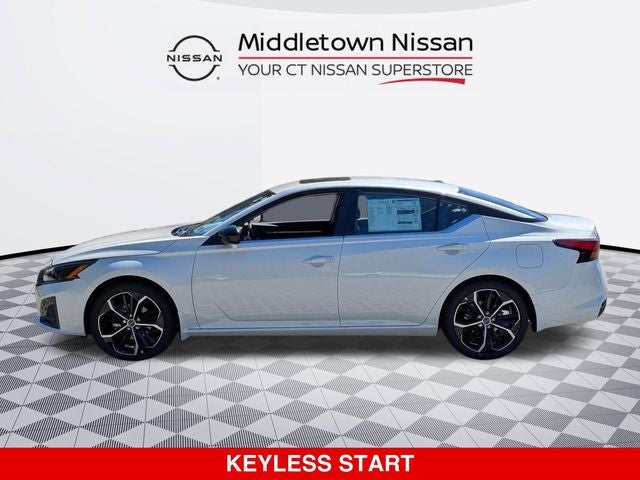 2025 Nissan Altima SR