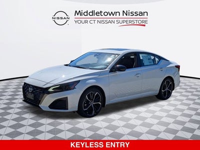 2025 Nissan Altima SR