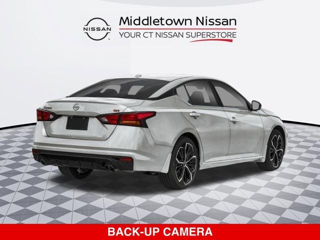 2025 Nissan Altima SR