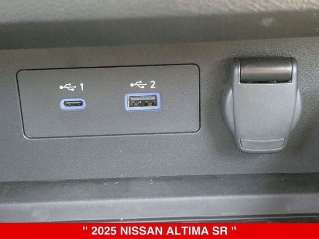 2025 Nissan Altima SR