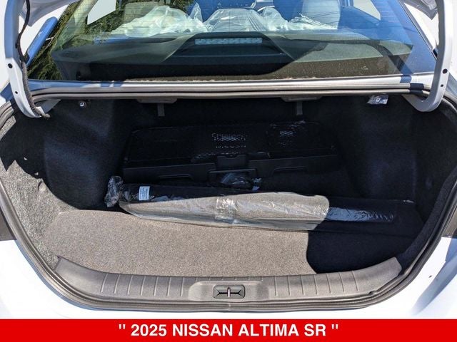 2025 Nissan Altima SR