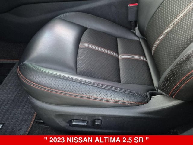 2023 Nissan Altima SR