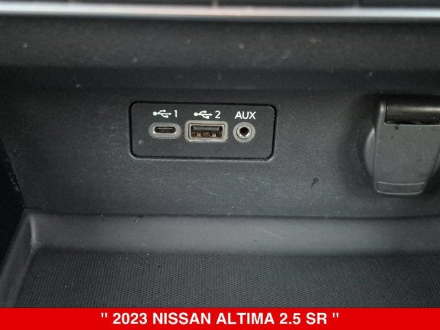 2023 Nissan Altima SR