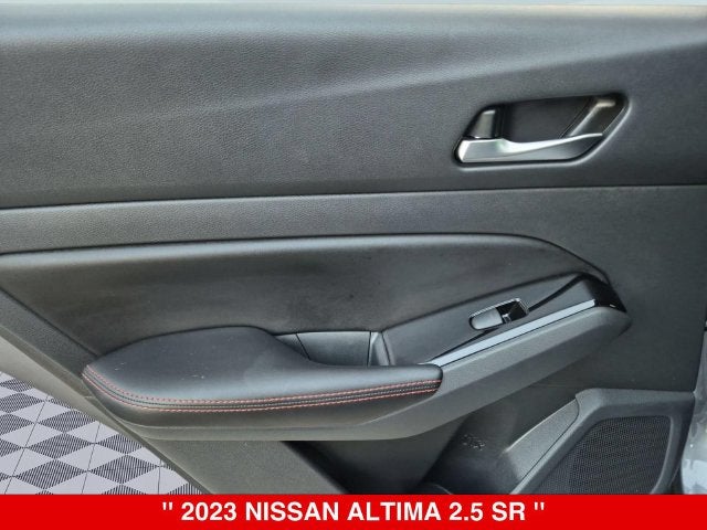 2023 Nissan Altima SR