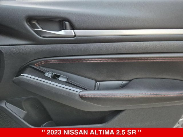 2023 Nissan Altima SR