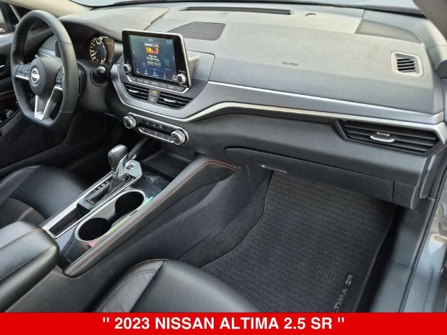 2023 Nissan Altima SR