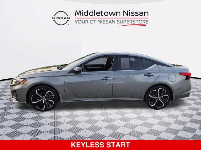 2023 Nissan Altima SR