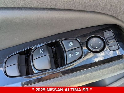 2025 Nissan Altima SR