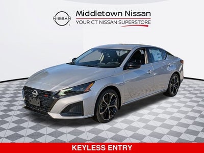 2025 Nissan Altima SR