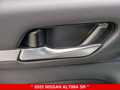 2025 Nissan Altima SR
