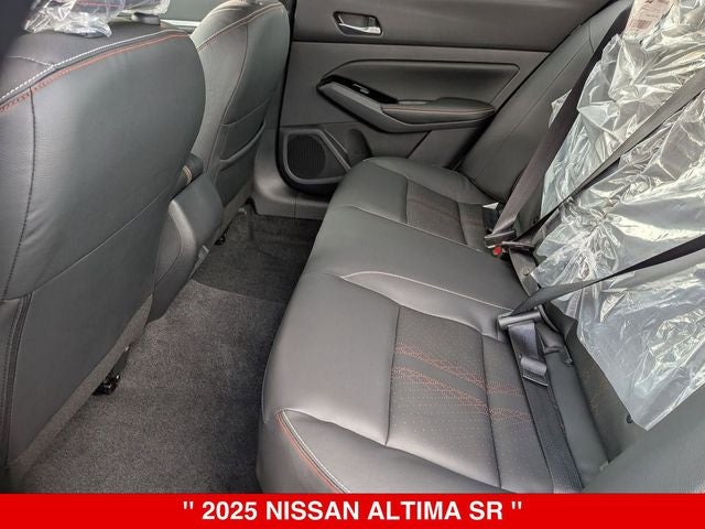 2025 Nissan Altima SR
