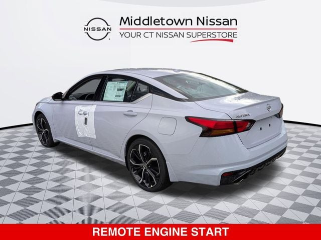 2025 Nissan Altima SR